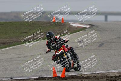 media/Nov-29-2025-TrackDaz (Sat) [[10ae2d9bce]]/A Group/Session 3 (Outside Grapevine)/